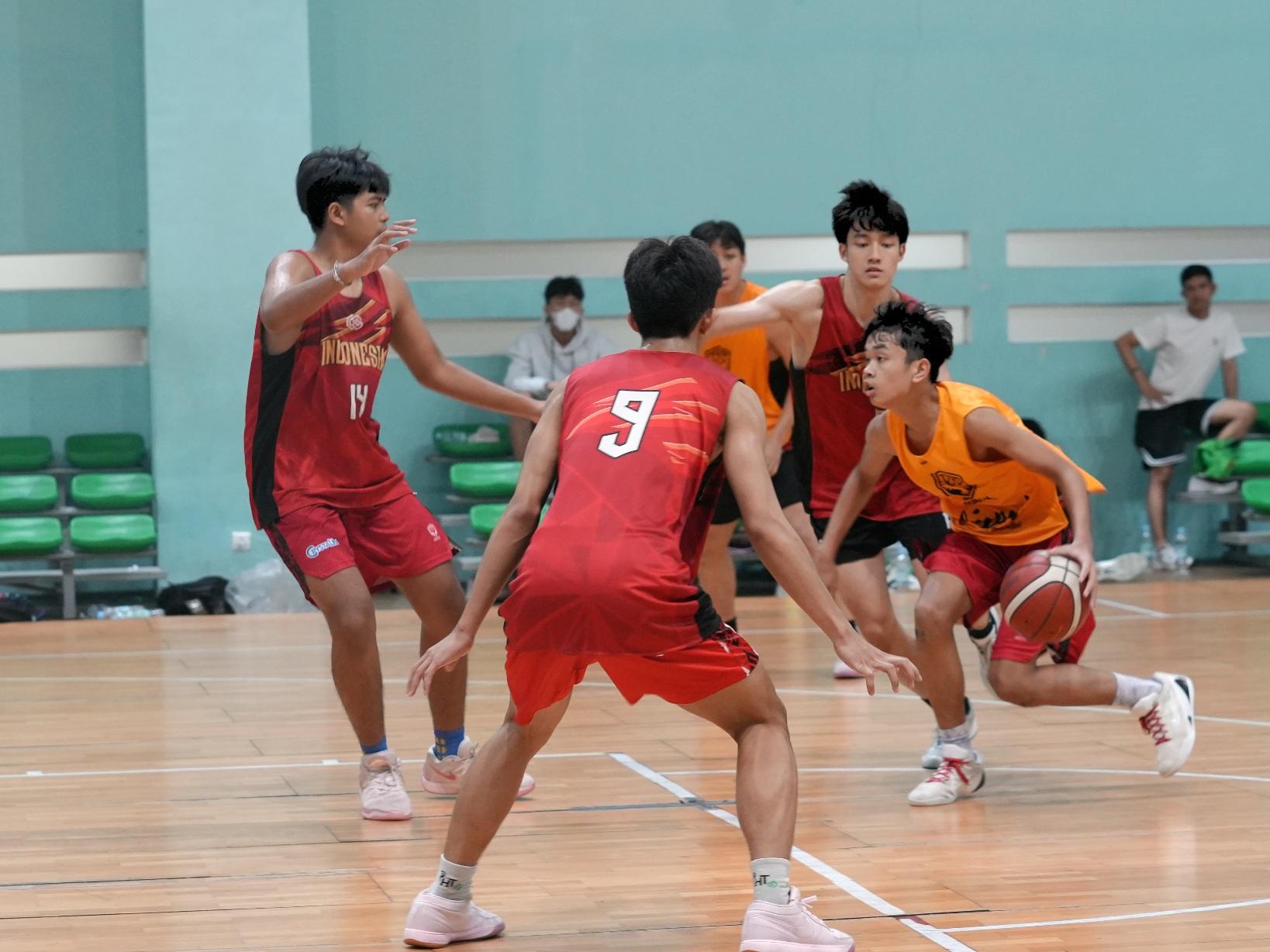 Timnas Putra U16 Lakukan Simulasi Jadwal FIBA U16 Asia Cup SEABA Qualifiers 2025 dengan Gelar 8 Laga Uji Coba